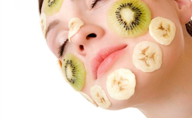 Kiwi benefits for Skin